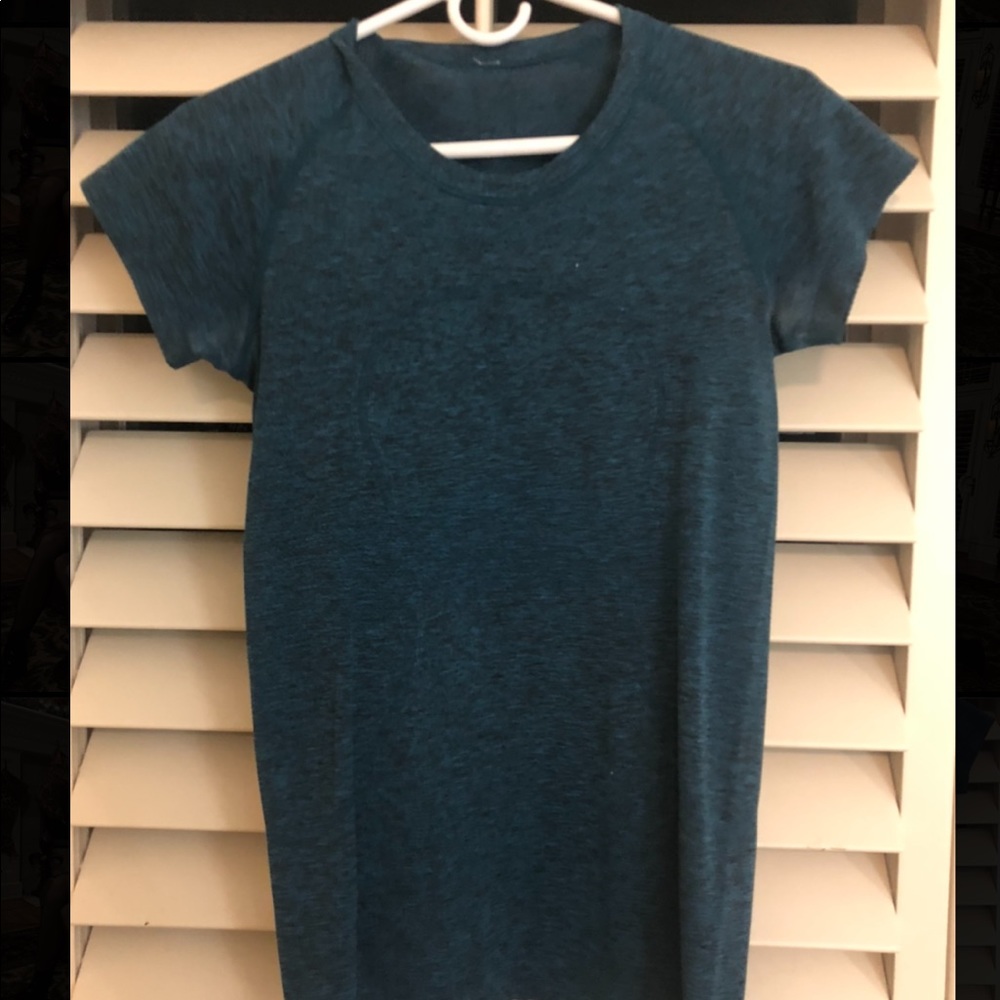 Lululemon swiftly speed